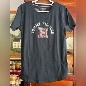 New Ladies Tommy Hilfiger logo sleep shirt size small